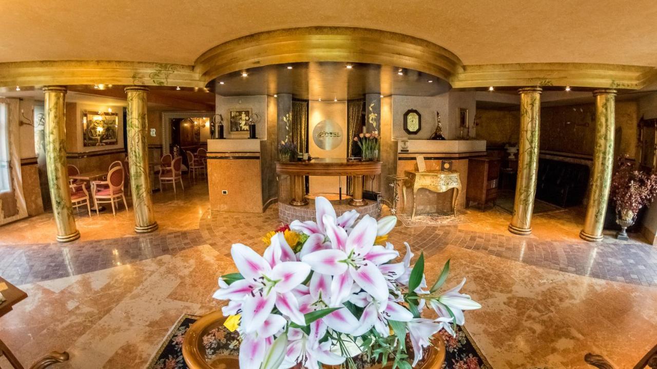 Luis Hotel